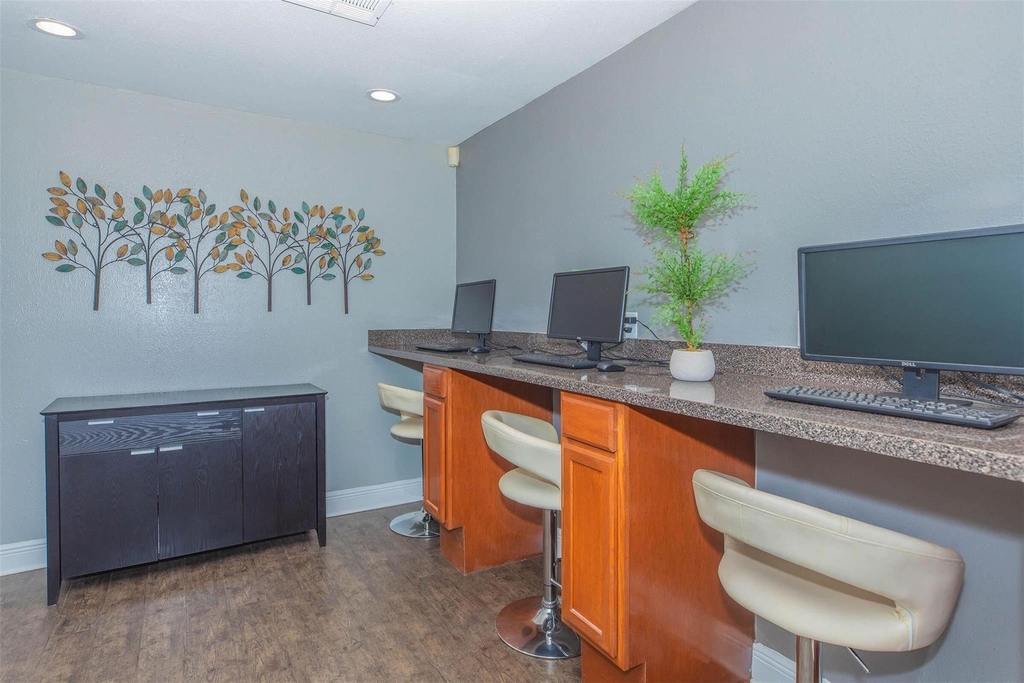 21717 Inverness Forest Boulevard - Photo 11
