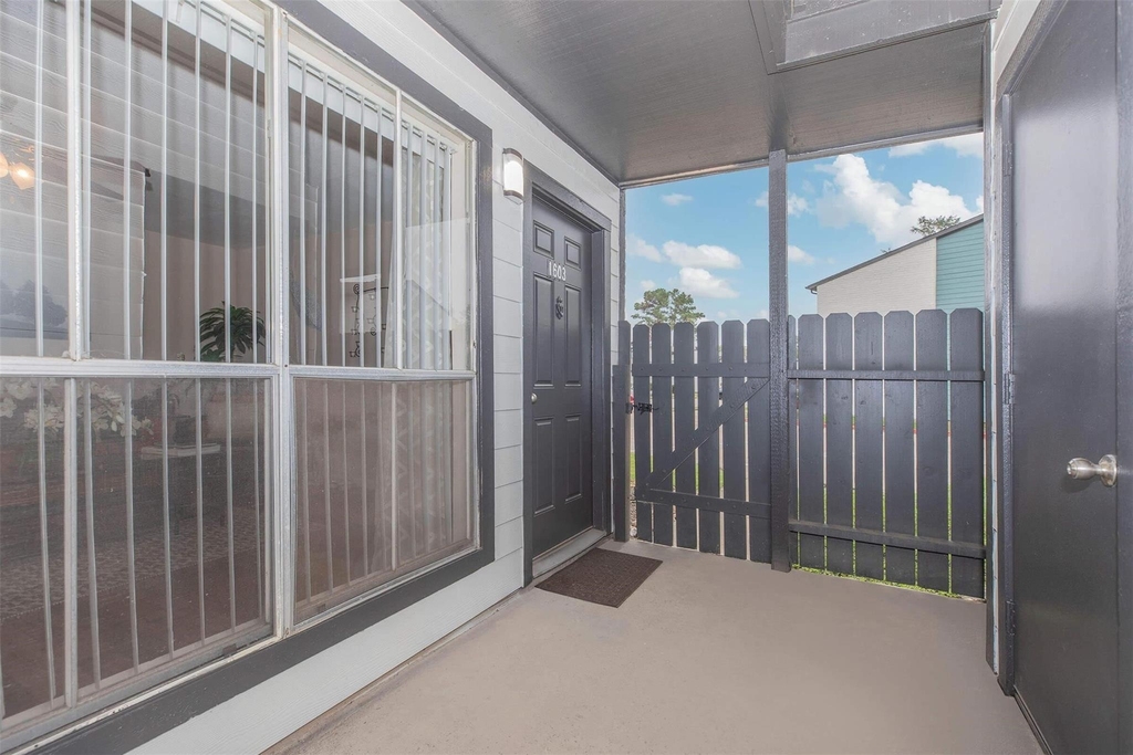 21717 Inverness Forest Boulevard - Photo 10