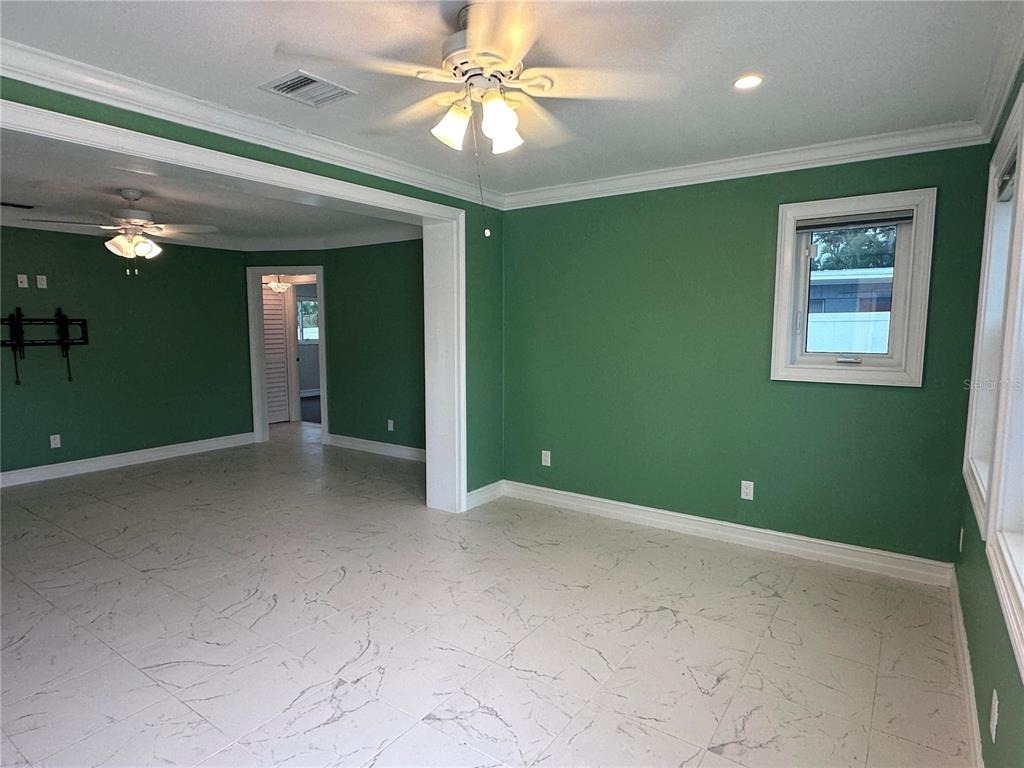 10659 108th Street - Photo 3