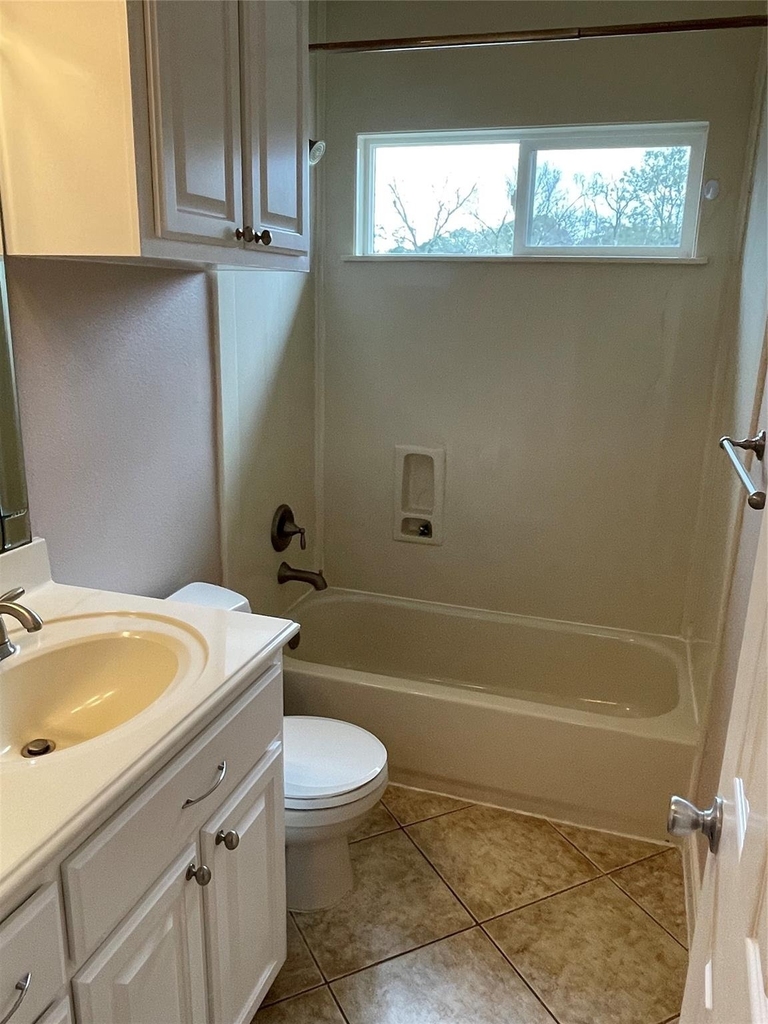 1018 S Booth Lane - Photo 12