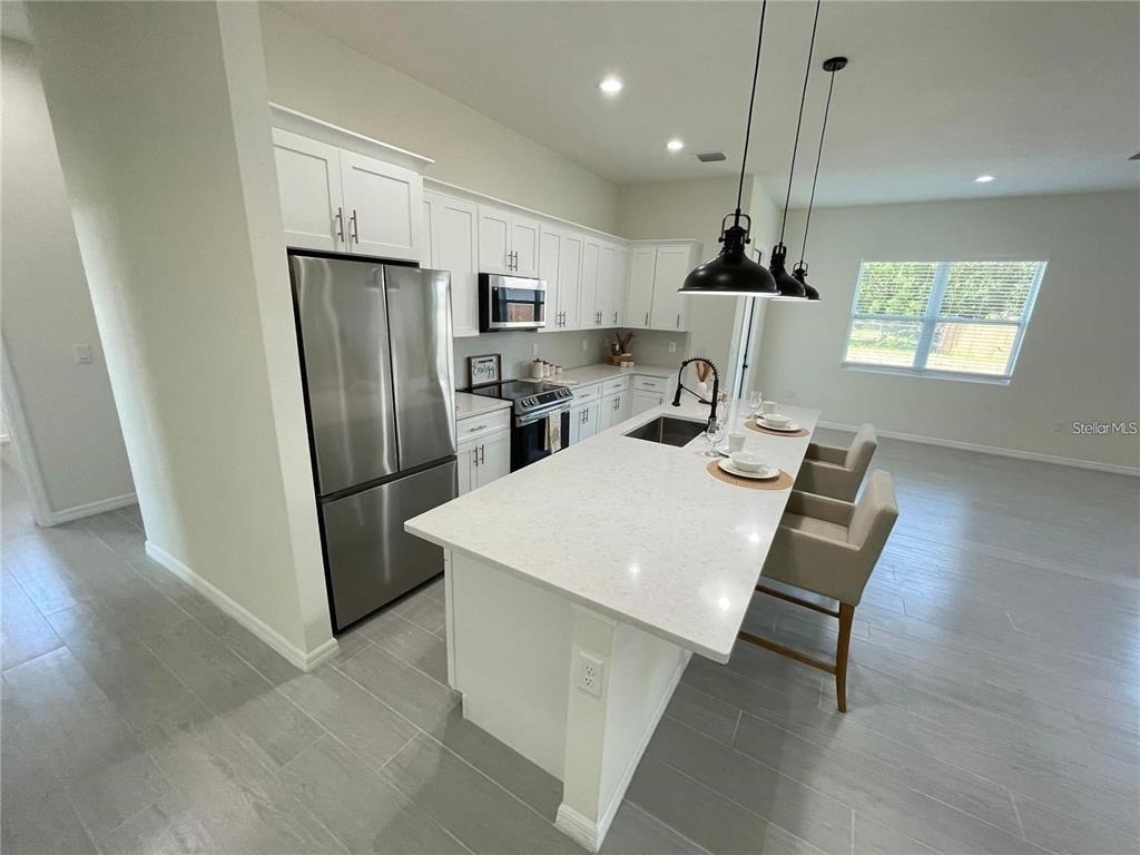 916 Dogwood Circle - Photo 2