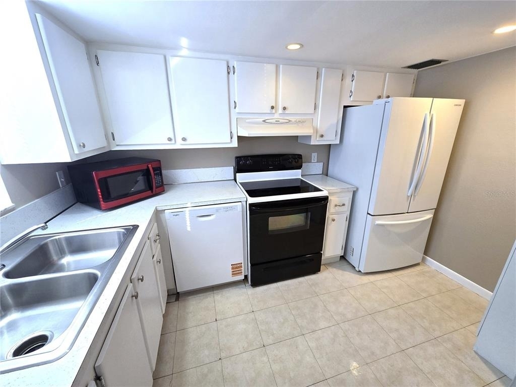 2727 75th Street W - Photo 6