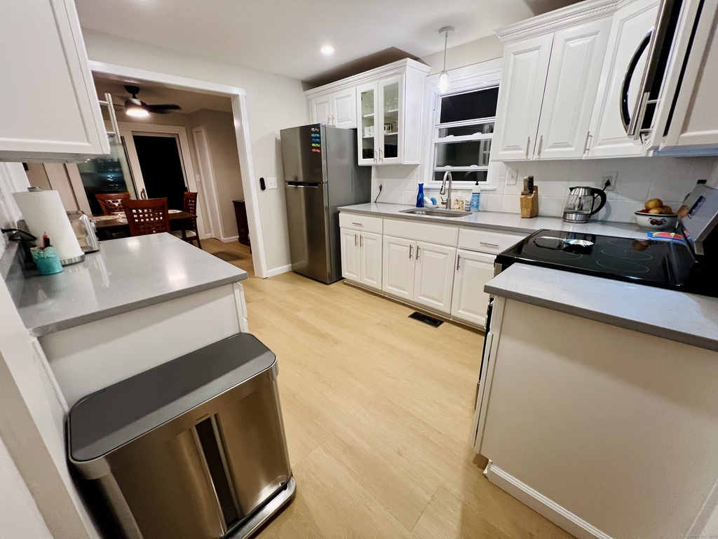 111 Fort Hale Road - Photo 6