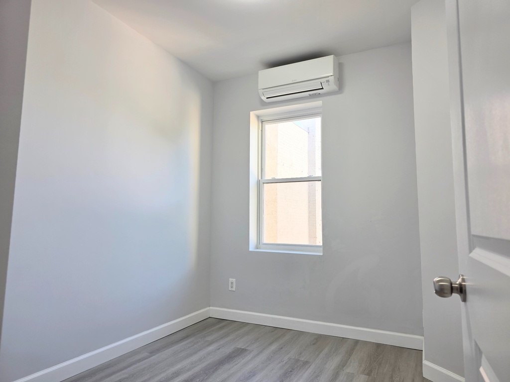 5022 5th Avenue - Photo 4