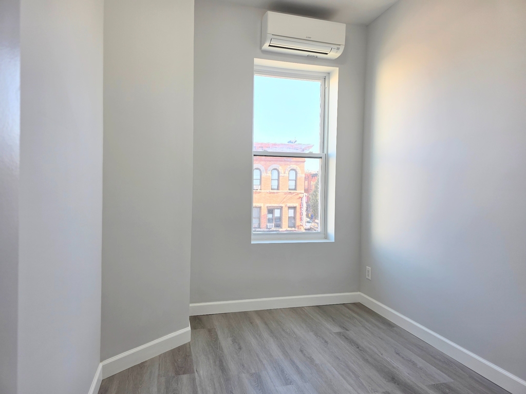 5022 5th Avenue - Photo 2