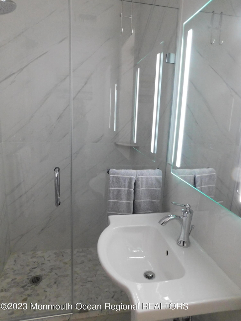 2005 5th Avenue - Photo 12