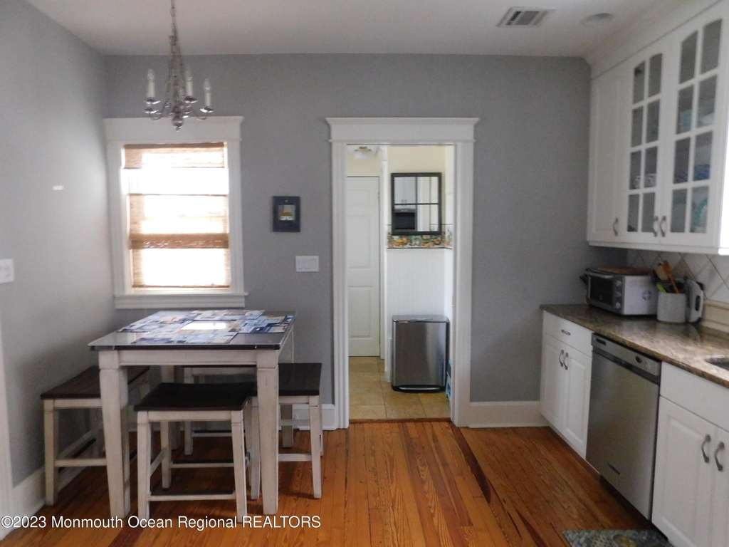 2005 5th Avenue - Photo 6