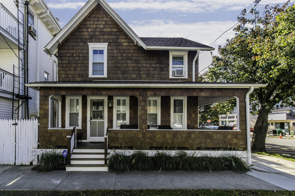 42 Central Avenue - Photo 0