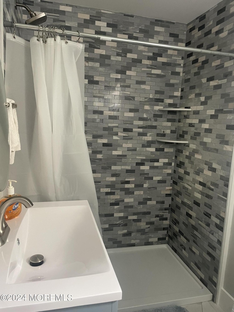 64 Abbott Avenue - Photo 11
