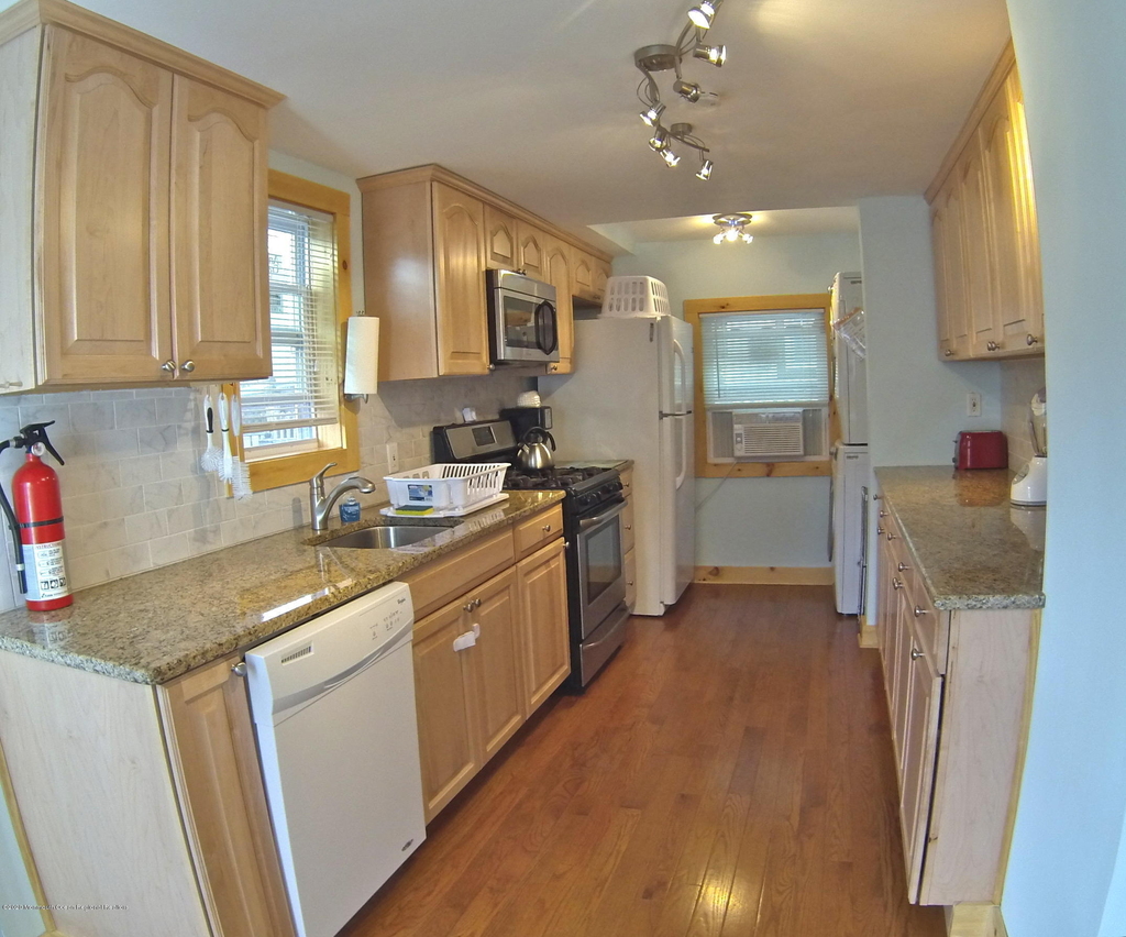 64 Abbott Avenue - Photo 6