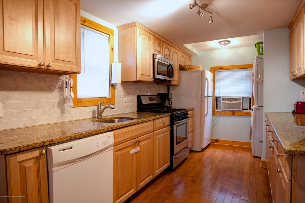 64 Abbott Avenue - Photo 7
