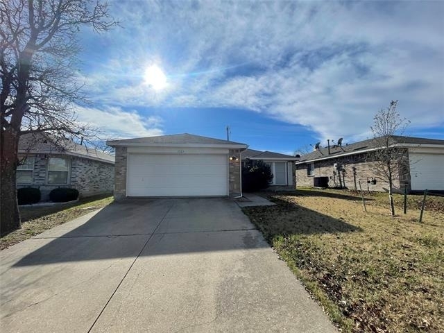 1123 Singletree Drive - Photo 0