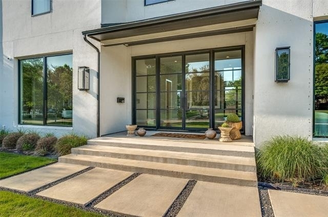 4215 Nashwood Lane - Photo 1