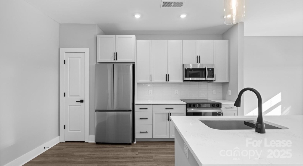 120 Matheson Avenue - Photo 33