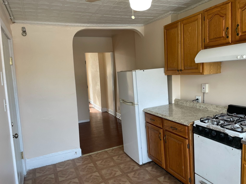 139 17th Street - Photo 9