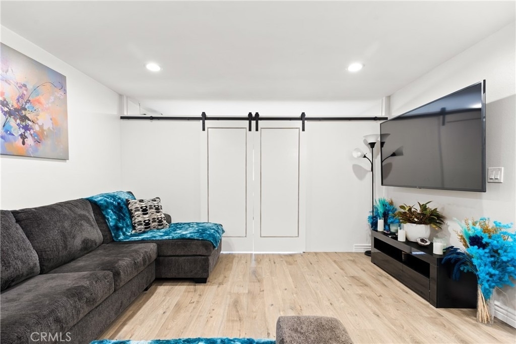 7740 Redlands - Photo 3