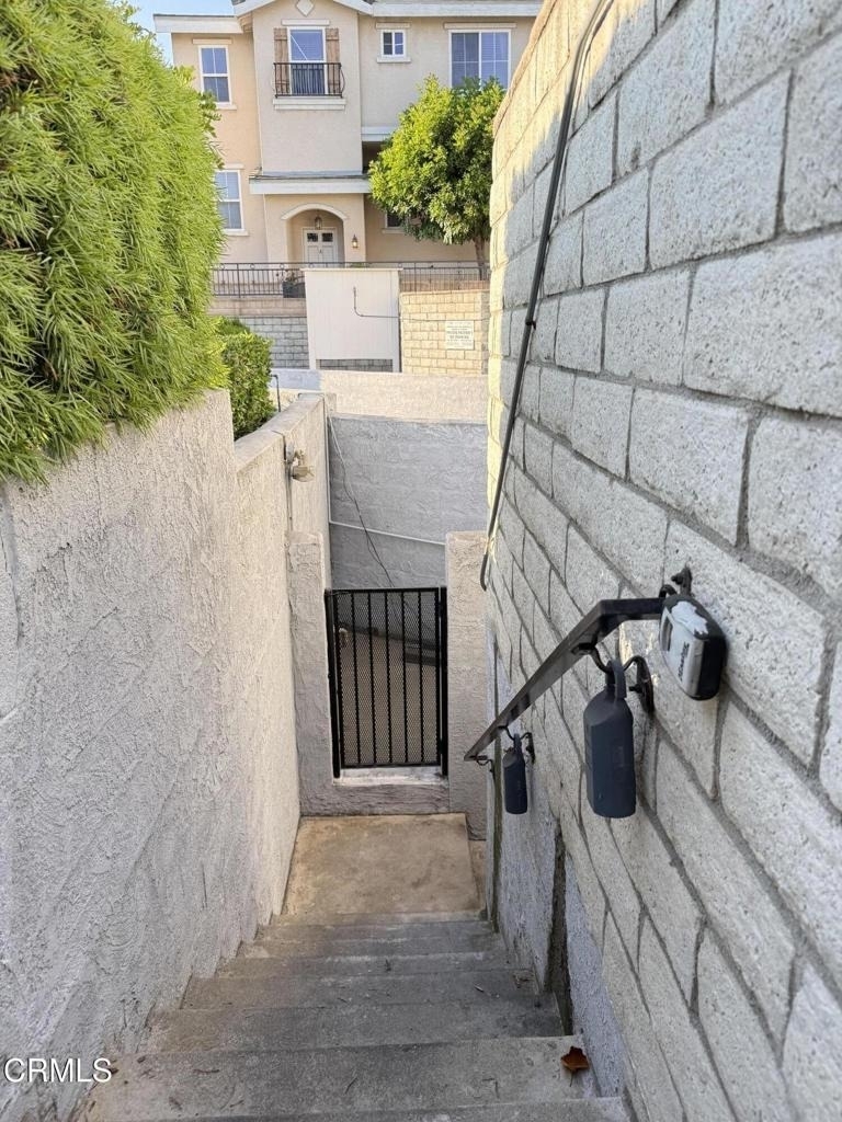 1522 S Baldwin Avenue - Photo 31