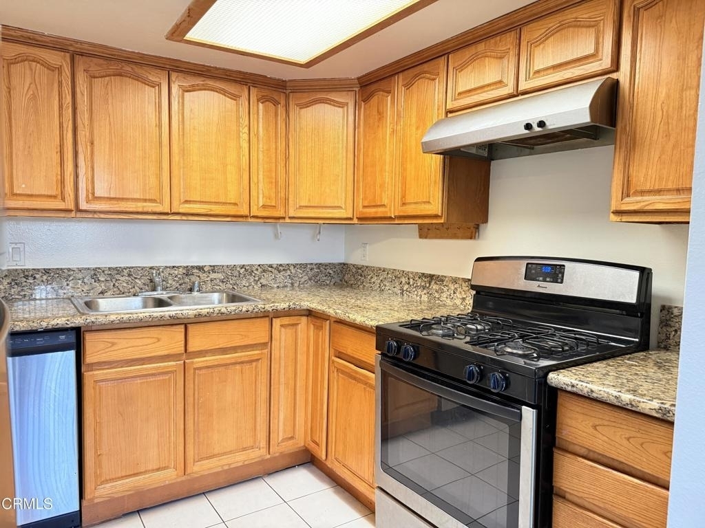 1522 S Baldwin Avenue - Photo 6