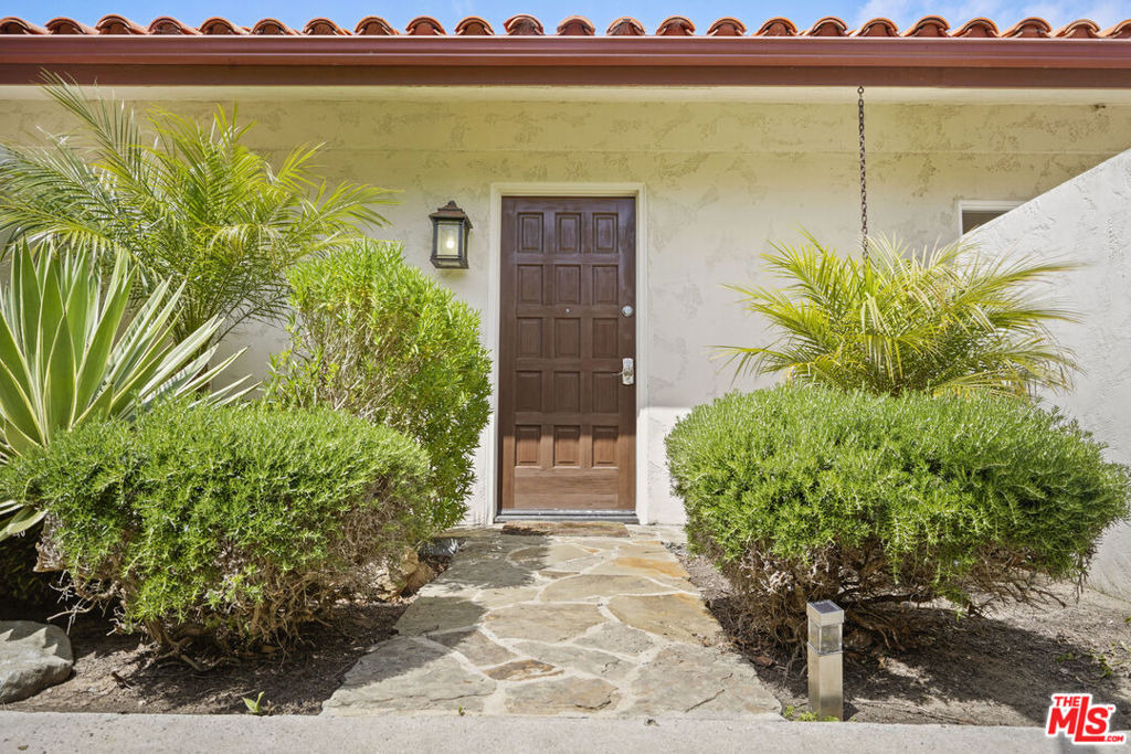 29500 Heathercliff Rd. - Photo 3
