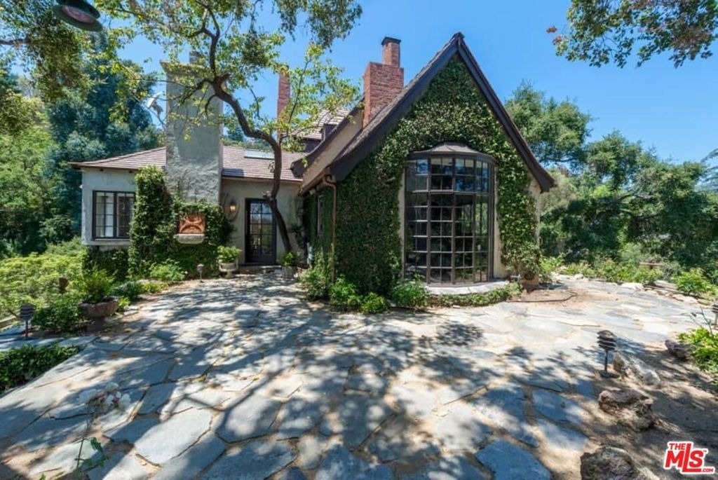 1957 Mandeville Canyon Road - Photo 3