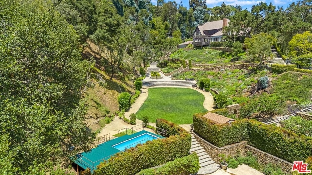 1957 Mandeville Canyon Road - Photo 2