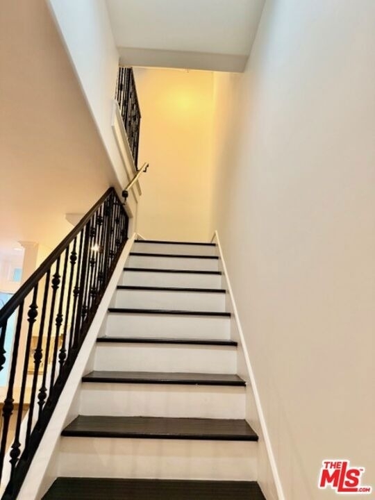 917 N Sierra Bonita Avenue - Photo 5