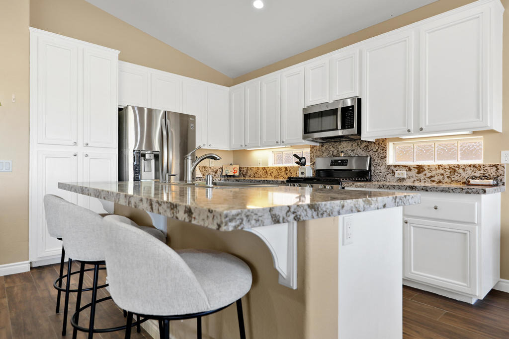 79948 Bethpage Avenue - Photo 8