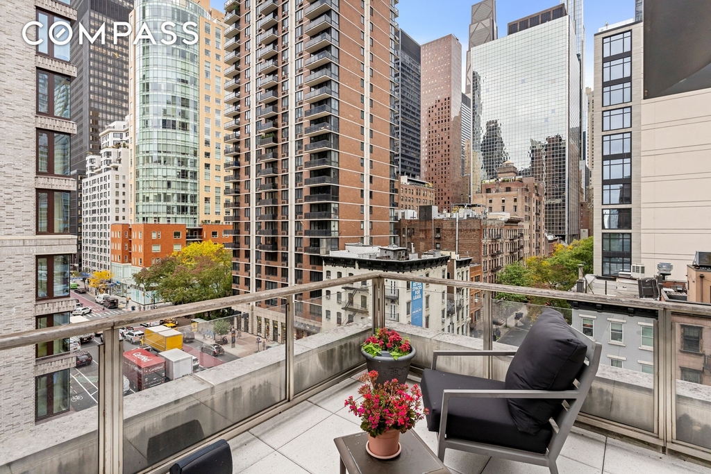 301 E 50th Street - Photo 7