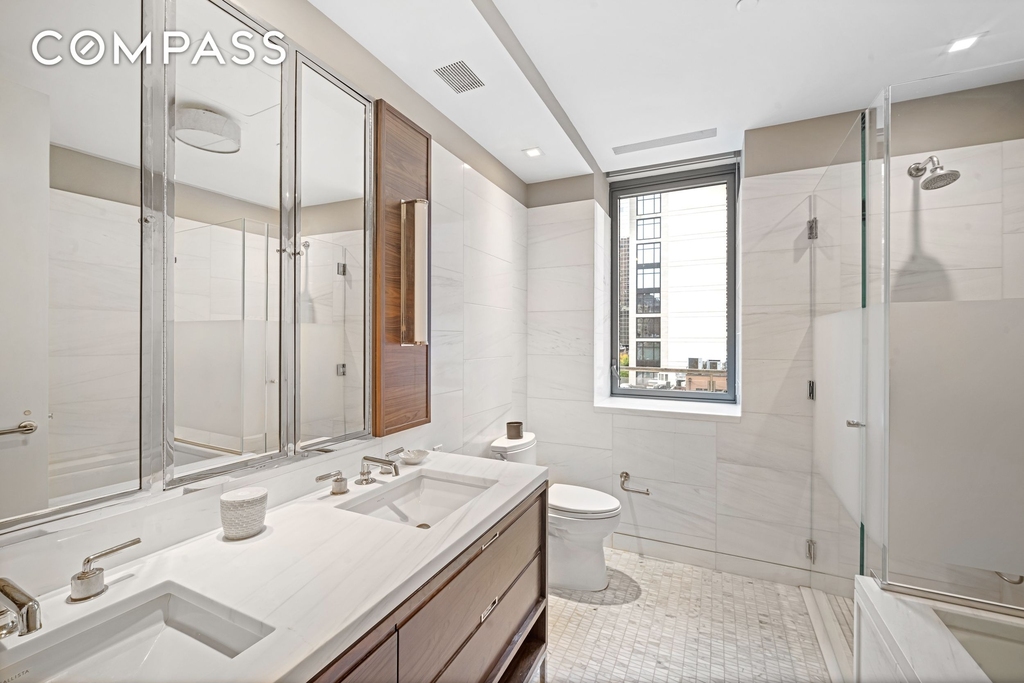 301 E 50th Street - Photo 6