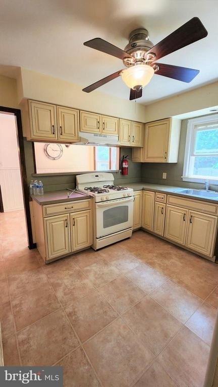 408 Deptford Road - Photo 2