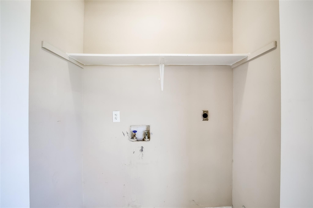 8419 Riverstone Dr - Photo 12
