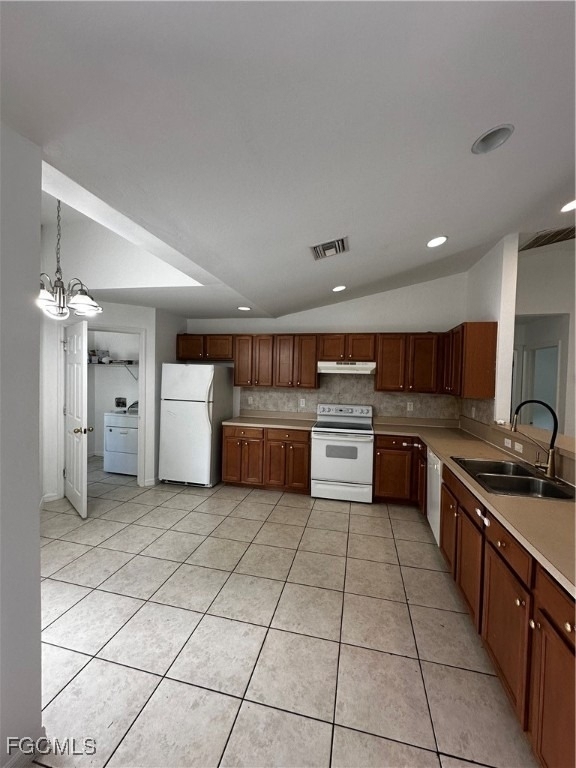 301 E 12th Street - Photo 4