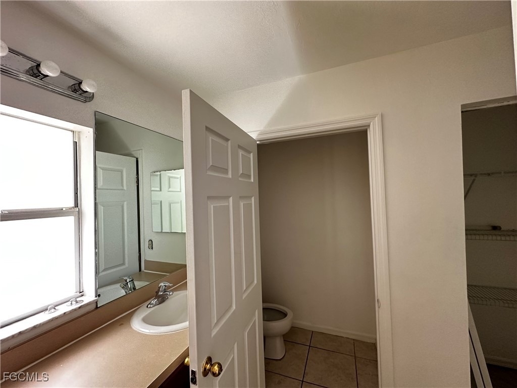 301 E 12th Street - Photo 11