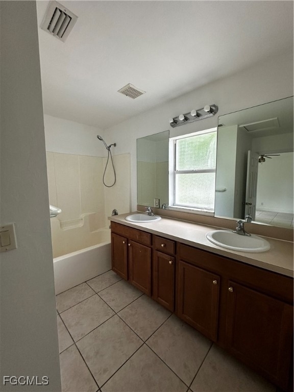 301 E 12th Street - Photo 12