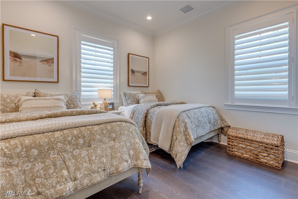 7213 Saona Court - Photo 11