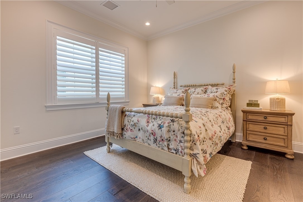 7213 Saona Court - Photo 9