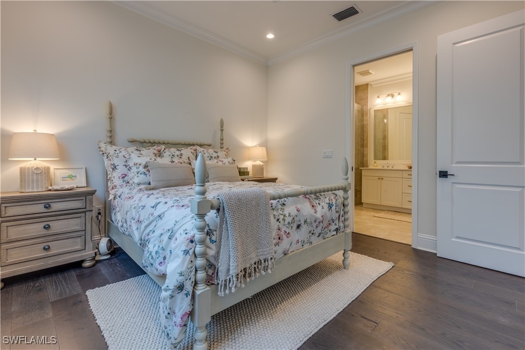 7213 Saona Court - Photo 8