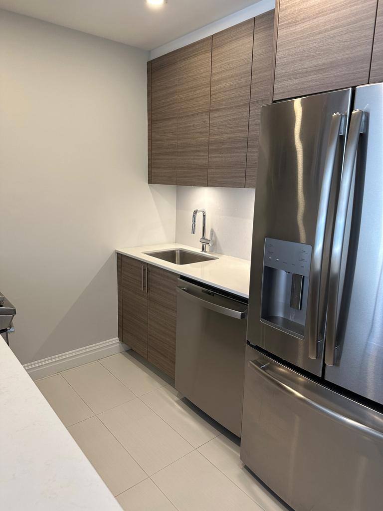West 48th Street - Photo 4