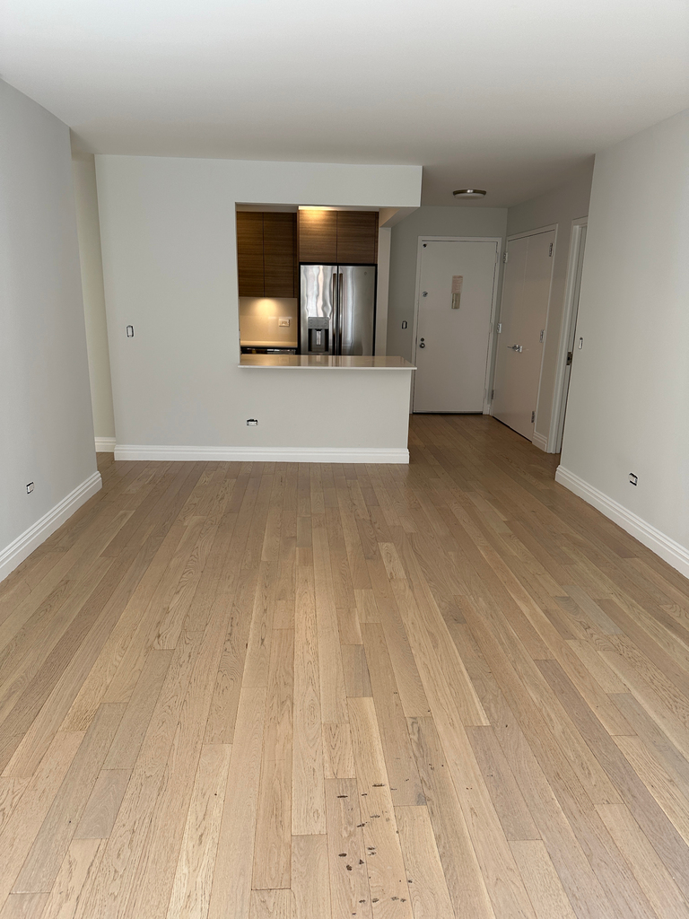 West 48th Street - Photo 5