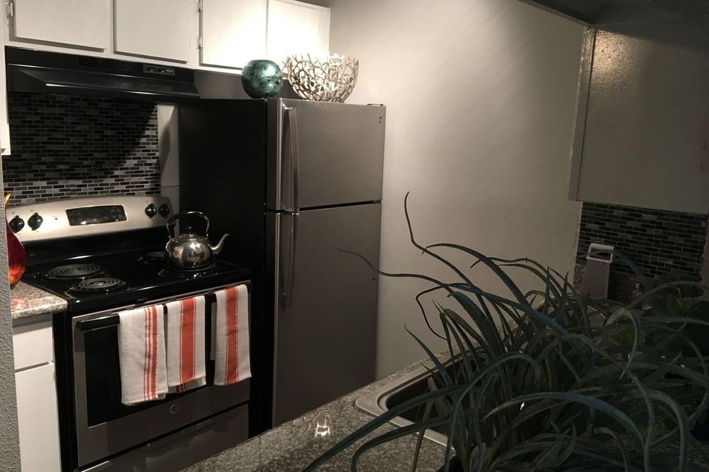 2801 N Broadmead - Photo 1