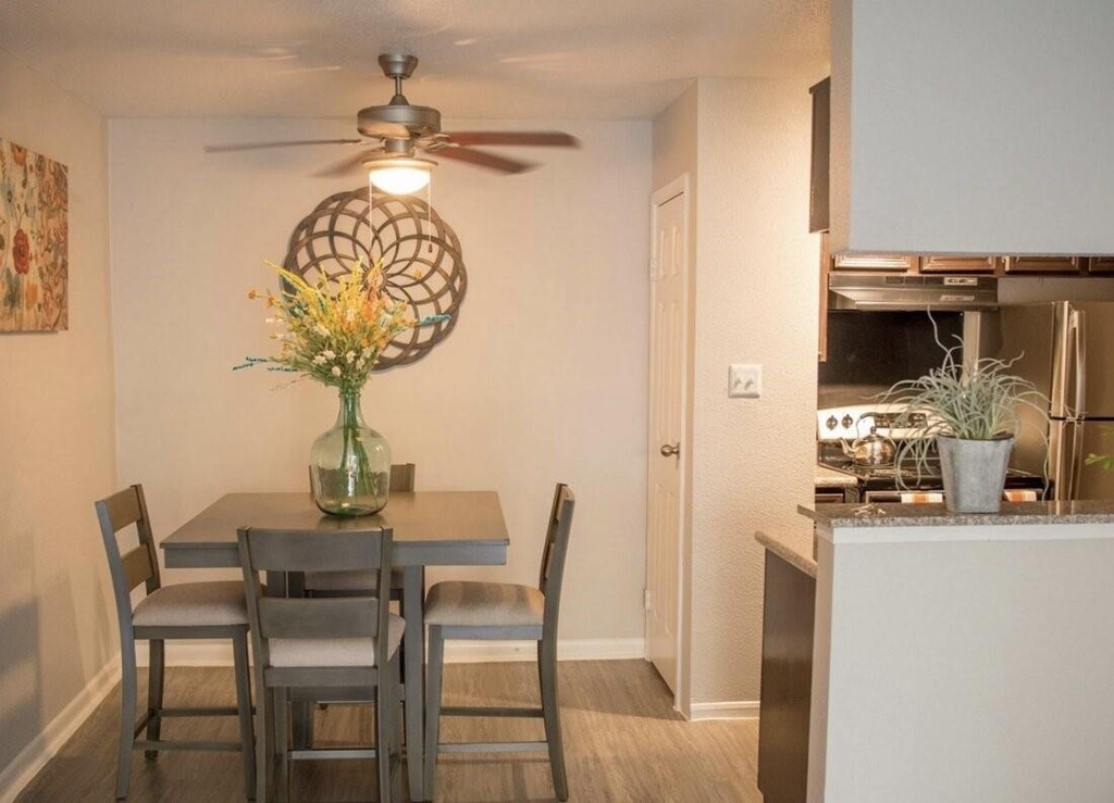 2801 N Broadmead - Photo 2
