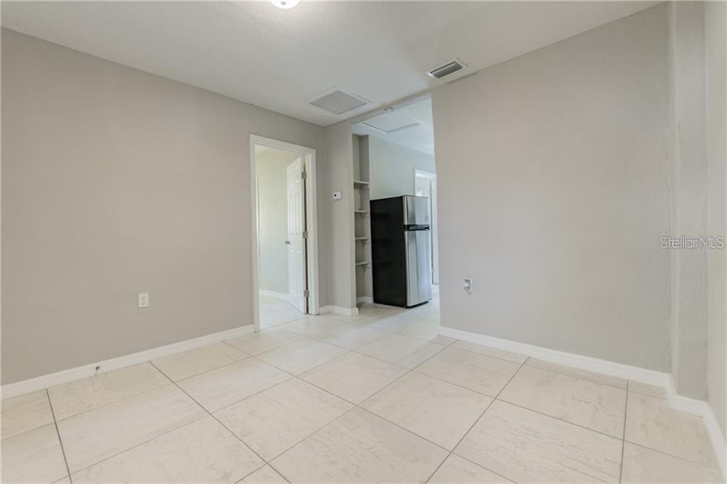 7408 S Sherrill Street - Photo 4