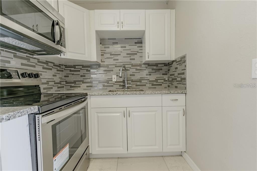 7408 S Sherrill Street - Photo 6