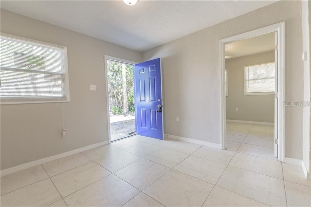 7408 S Sherrill Street - Photo 2