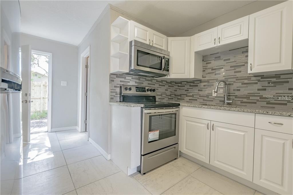 7408 S Sherrill Street - Photo 5