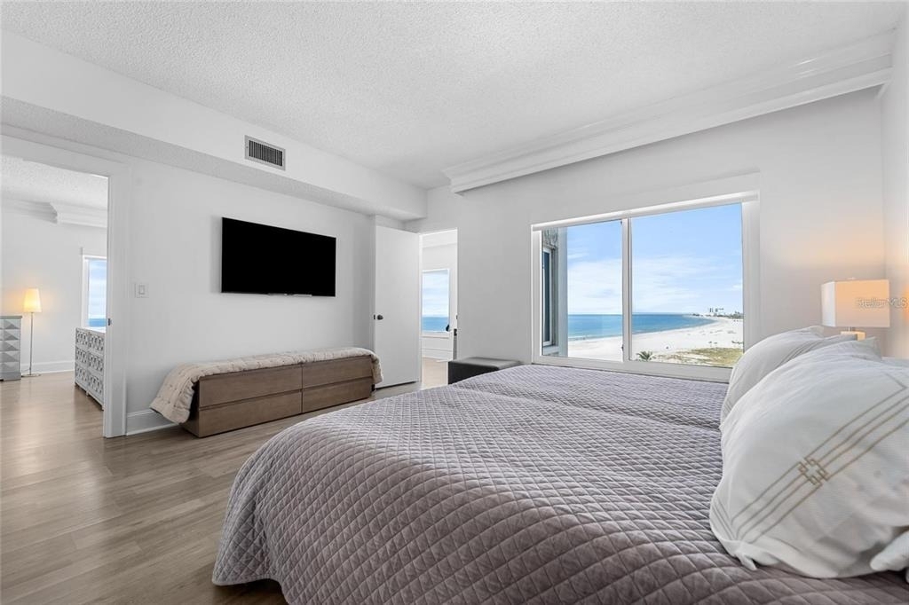 4950 Gulf Boulevard - Photo 31
