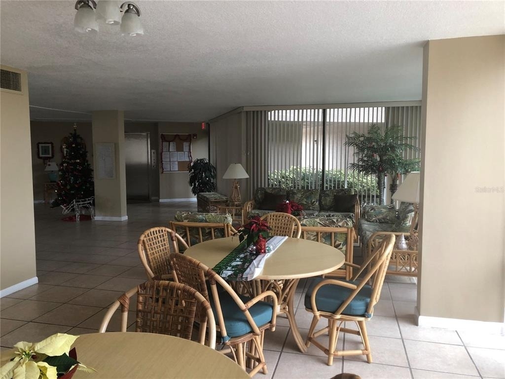 17580 Gulf Boulevard - Photo 3