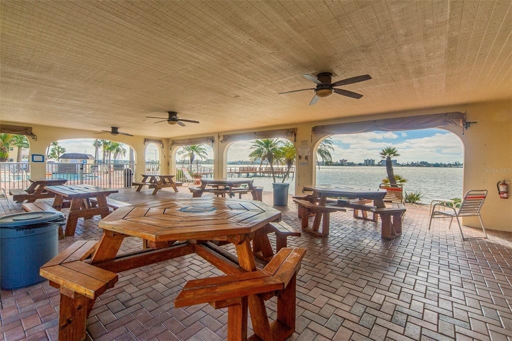 4775 Cove Circle - Photo 30