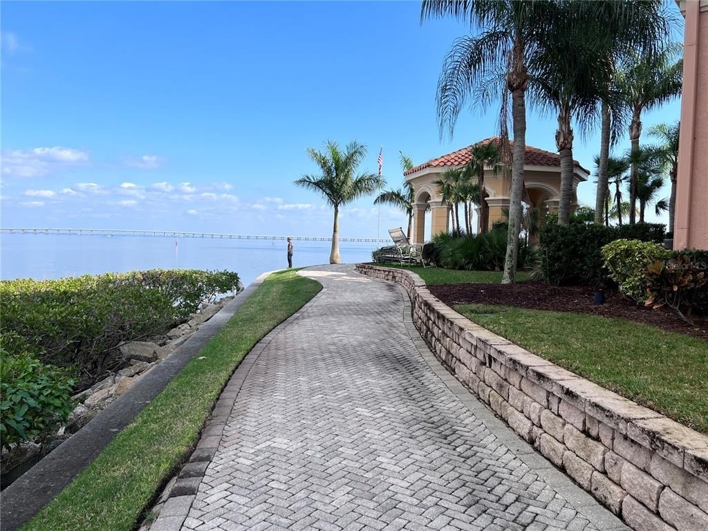 2755 Via Capri Drive - Photo 5