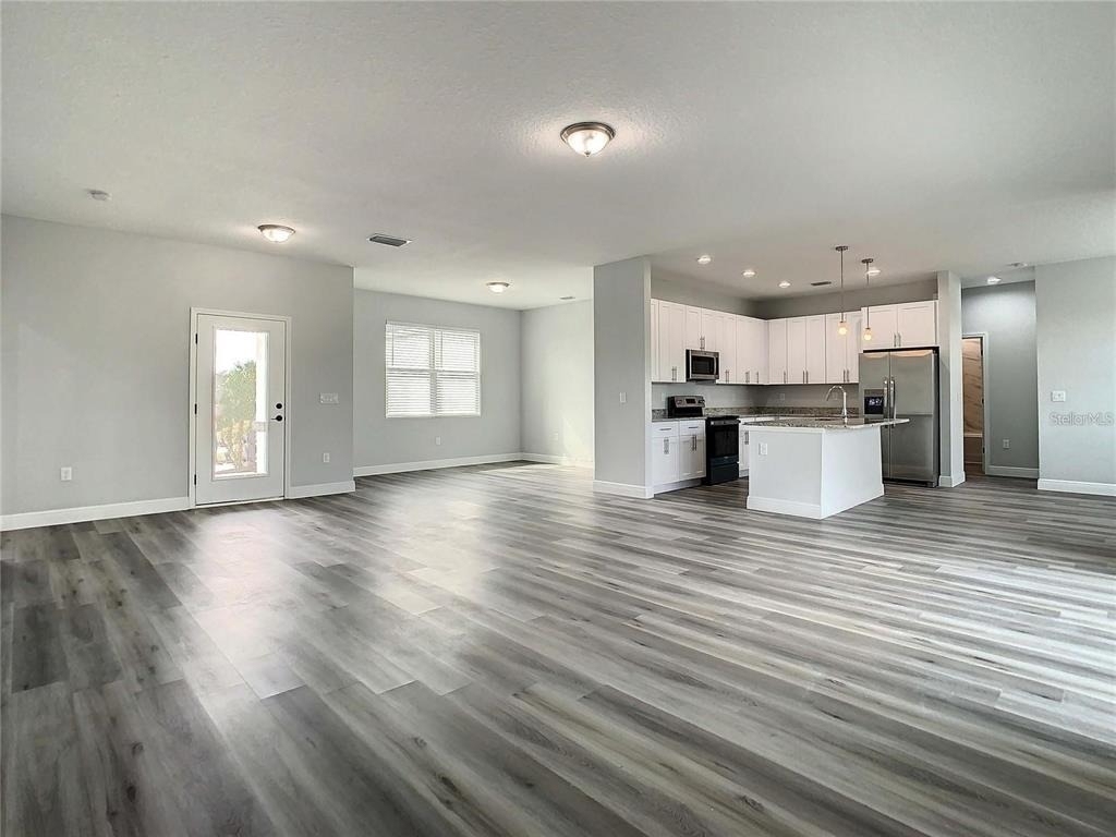 15504 Greenwood Avenue - Photo 1
